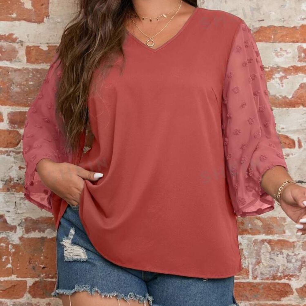 Contrast Swiss Dot Top